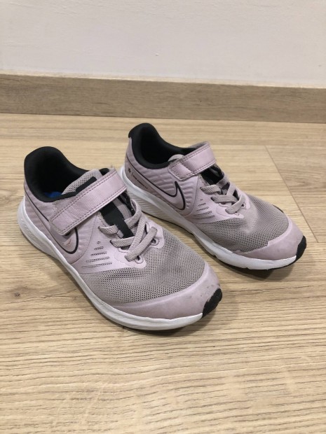 31-es Nike star runner 2.0 sport cip elad