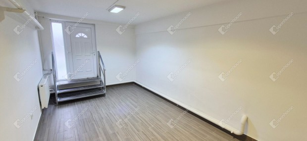 31 nm-es �zlethelyis�g kiad� Miskolc