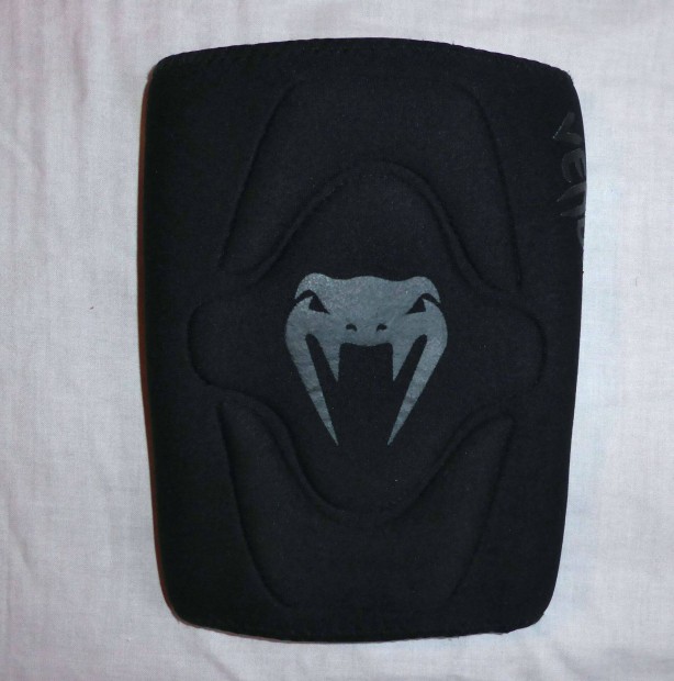 32EURO 13ezres egy darab Venum M / L mret trd vd protektor
