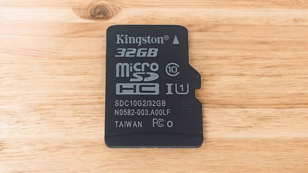 32GB Kingston SDHC 10 microsd krtya