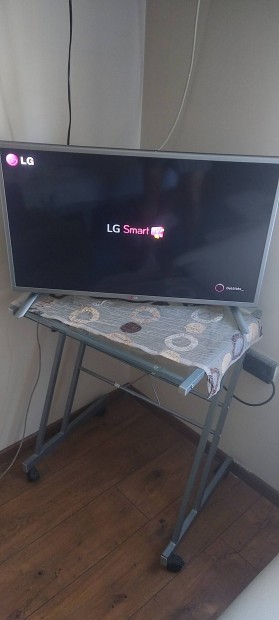 32 LG netes tv elad 