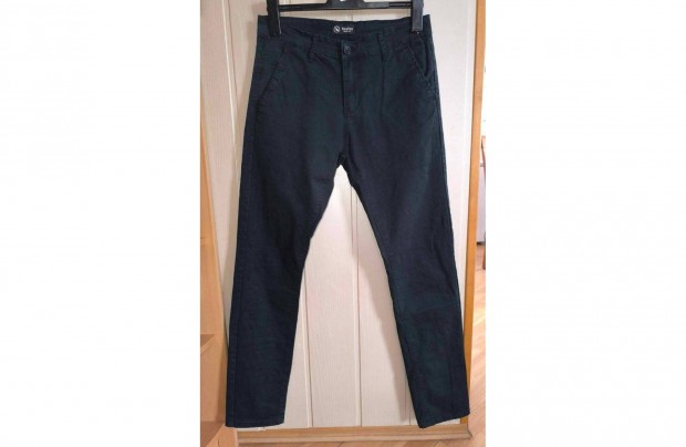 32-es Realize Jeans nadrg, hossz: 106 cm