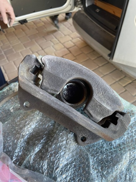 340mm komplett els� f�kszett VW Golf R/GTI, Tiguan Stb...