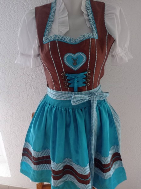 34-es dirndl ruha ktnnyel 