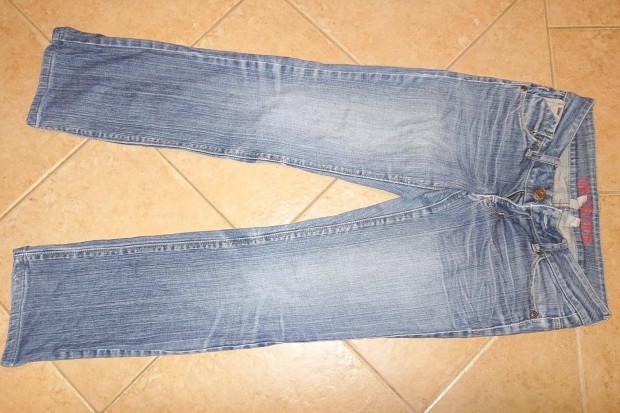 34-es divatos ni farmer - Mngjeans Mango - mrve pontosan