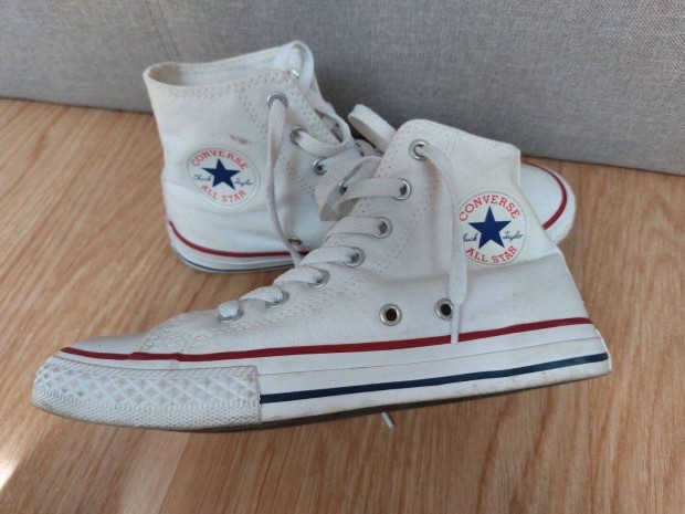 34-es magas szr eredeti Converse cip/dork elad