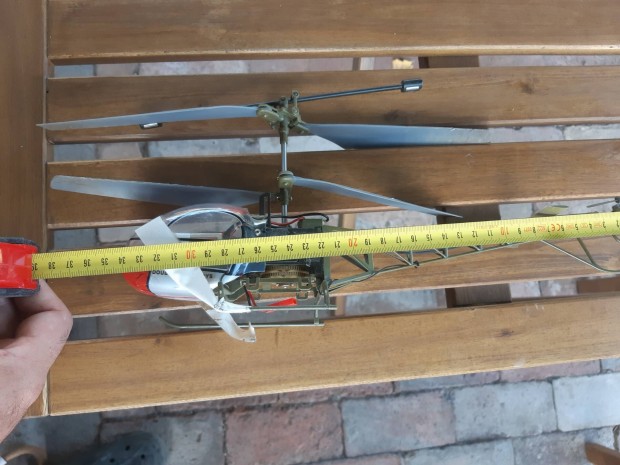 35 cm-es rc helikopter