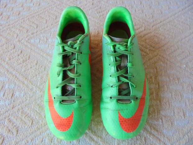 35-s Nike Mercurial stoplis foci futball cip csuka