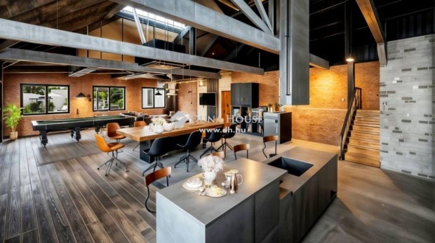 363 nm-es h�z elad� Szombathely