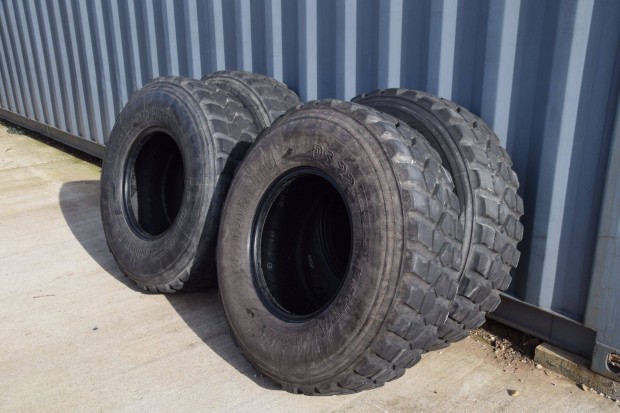 365/80 20 , 365/80 R20, Pirelli Pista R 20 108X34 cm