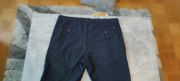 36/32 es Tommy Hilfiger rövidnadrág olcsón eladó
