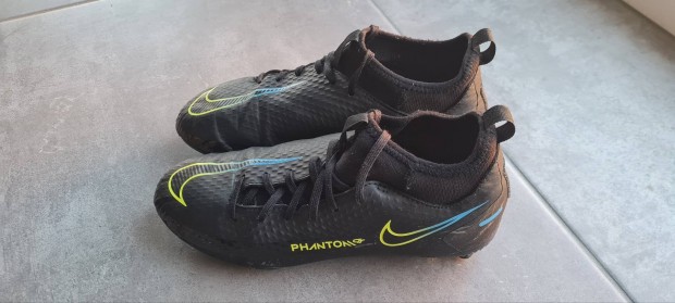 36,5-es nagyon hasznlt Nike Phantom stoplis cip