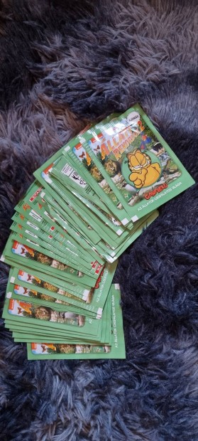 36 csomag Spar llati rekordok 2 matrica Garfield Nickelodeon