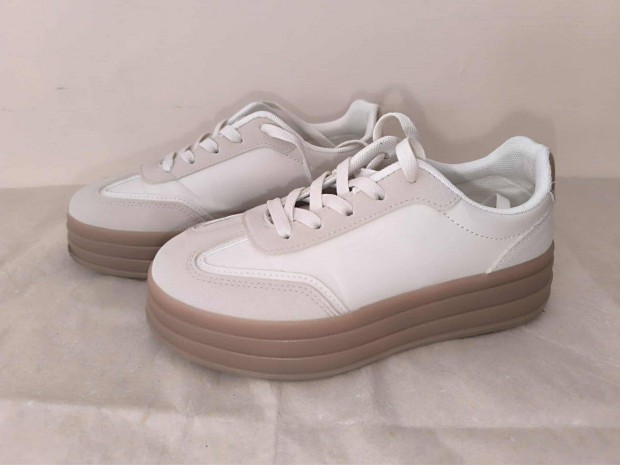 36-os MIA fashion platformos cip, bth: 22-22,5 cm