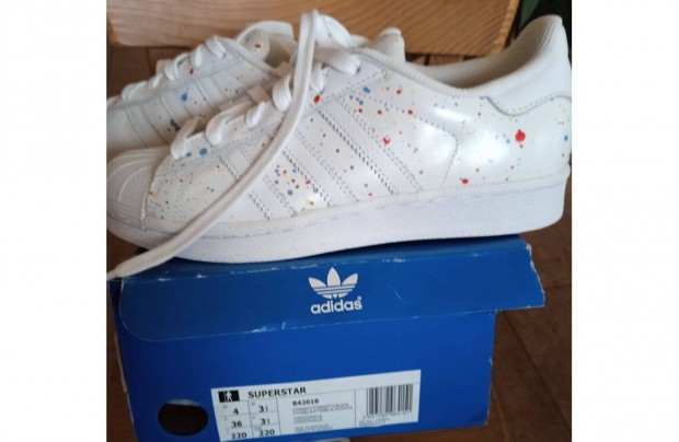 36-os j Adidas Superstar