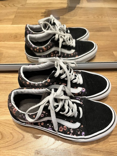 36-os virgos Vans