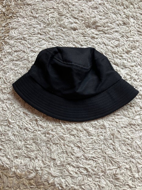 36-s Shein fekete kalap _j