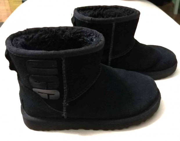 36-s Ugg br csizma