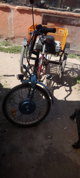 36 v 400 w os háromkerekü elektromos kerékpár