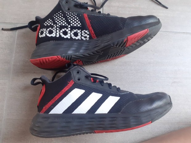 37 Adidas fi sportcip