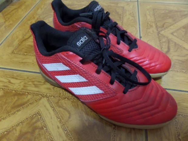 37-es (4,5) Sala adidas teremcip