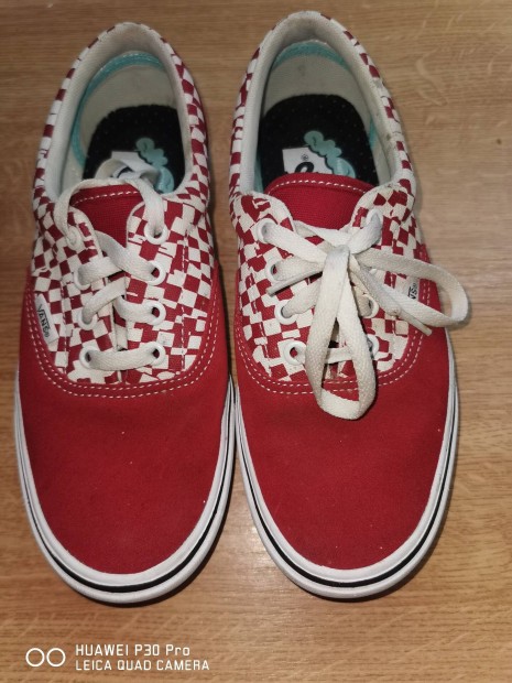 37-es uniszex Vans Comfycush Era