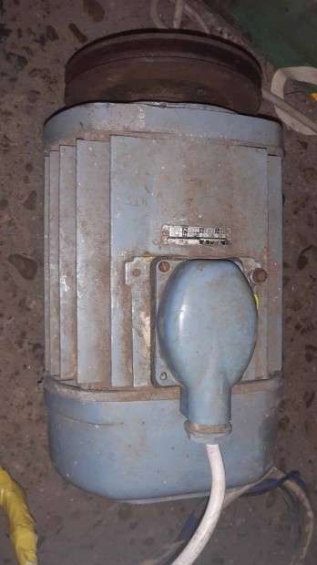 380v 2.2kw 2900f/min IMI villanymotor hibás