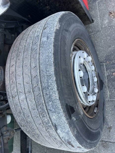 385/55 R22,5 kormnyzott teheraut 