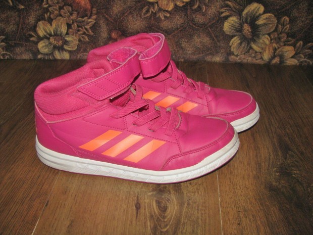 38-as Adidas lny cip