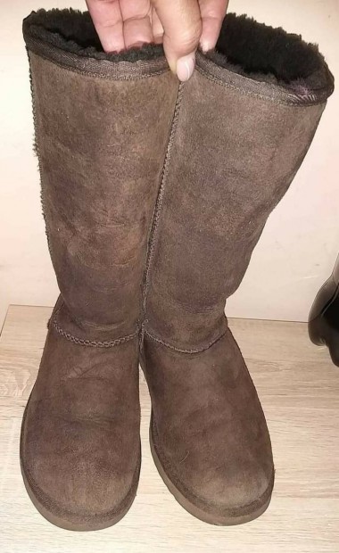 38as Ugg csizma elad bth 25cm 