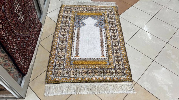 3998 Álomszép Török Kaiseri kézi Selyem perzsa szőnyeg 95X150CM