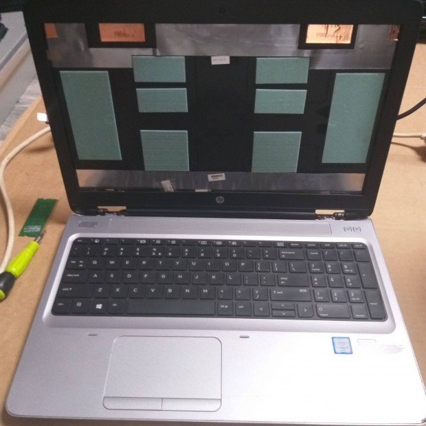 39.Hp 650 g2 törött ,hibás,hiányos laptop!