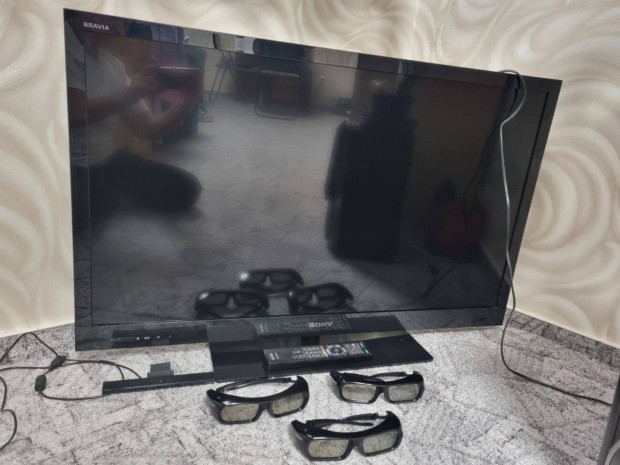 3D Sony tv elad 3 db szemveggel s 1 db kamerval