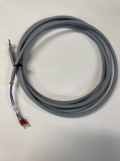Arnyekolt Tapkabel () Arnyekolt Tapkabel