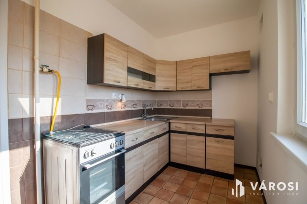 3+1 szob�s lak�s a Palotav�rosi tavakn�l