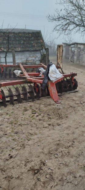 3,2m vontatott tárcsa 510 mm lapokkal !