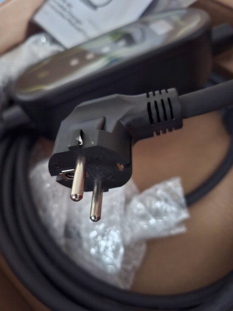 3.6kW 16A Wifis 5 m�teres EVSE Elektromos aut� t�lt� 