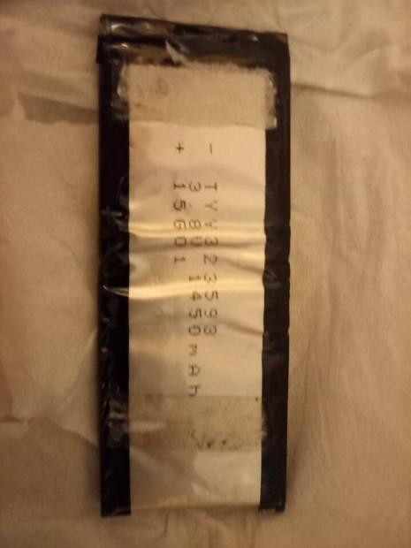 3,8 V-os mobil telefon akksi