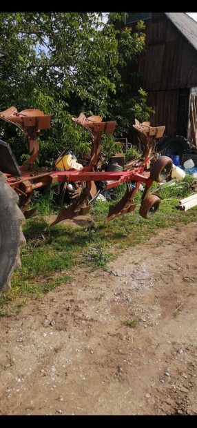 3 Fejes Vogel noot vltvaforgat eke elad !