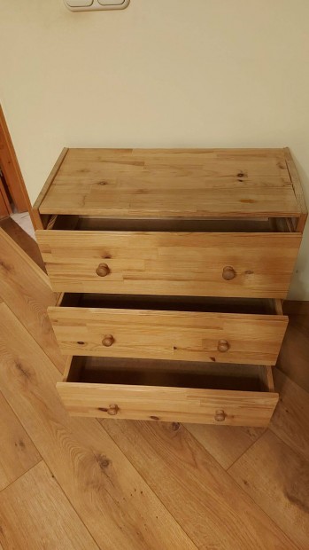 3 Fiókos kisszekrény IKEA