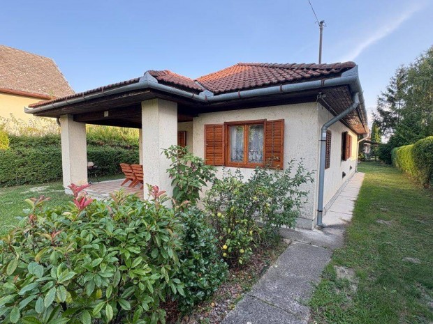 3 �n�ll� Apartmanb�l �ll� Csal�di H�z Elad�