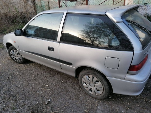 3 ajt�s Suzuki Swift 0.1