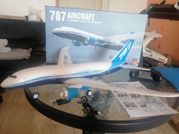 3 csatorns Boeing 787 RC replgp