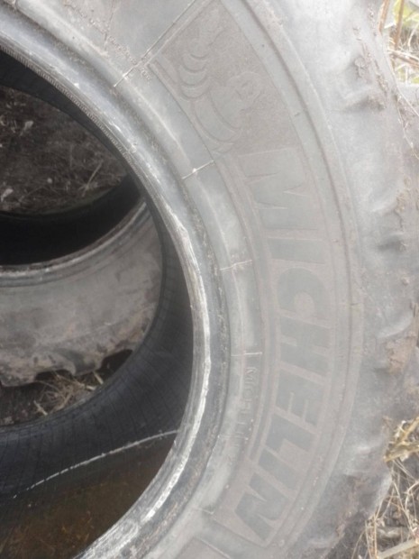 3 db 460/70 r 24 gumi