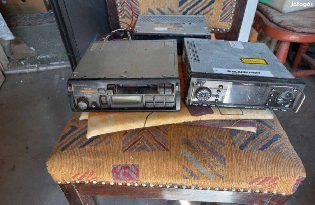 3 db Autó rádió Olcsóbban Eladó