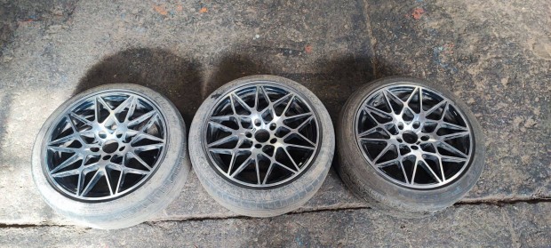 3 db BMW M-Style alufelni (8Jx18 ET30)
