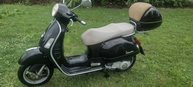 3 db Vespa egyben