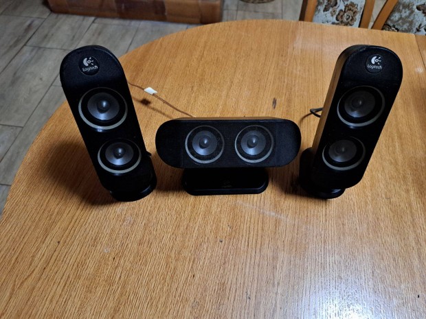 3 db logitech hangszr