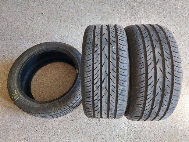 3 db nyri gumi 235/45 R17