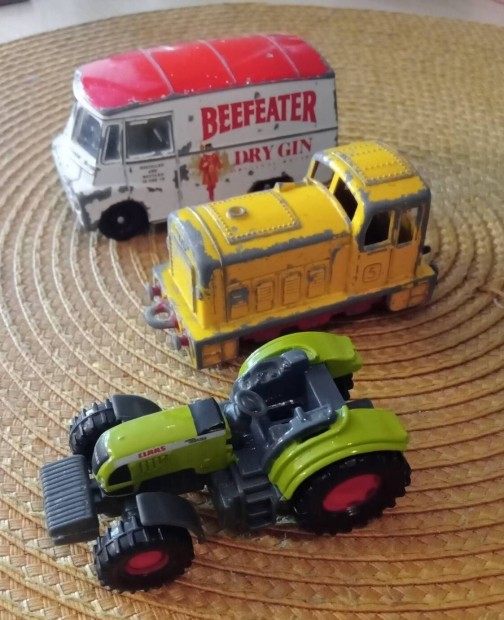 3 db spéci Matchbox